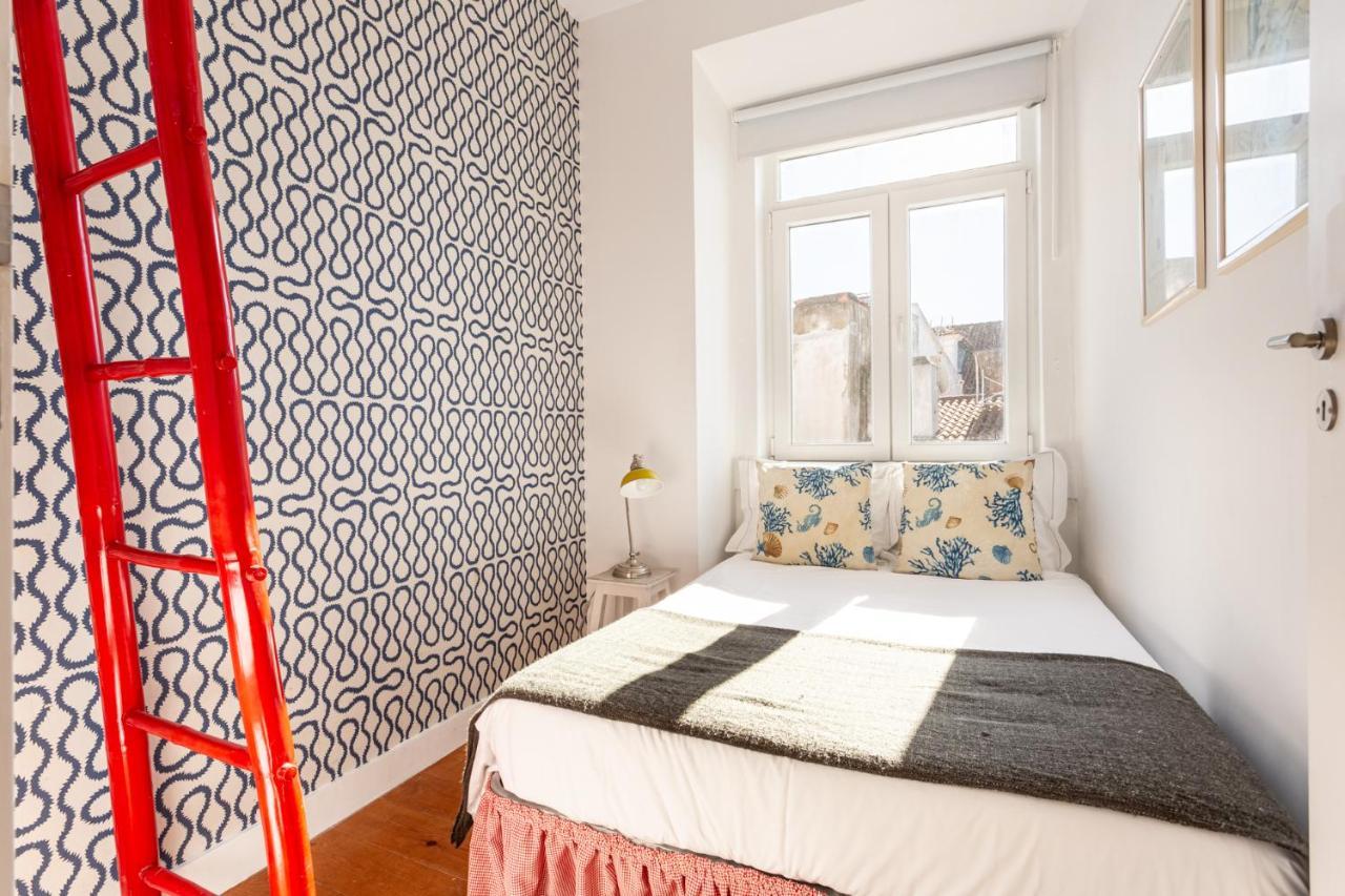 Joivy Chic 2Br Apt In Bairro Alto, 2Mins To Sao Pedro De Alcantara Viewpoint Lisbona Esterno foto